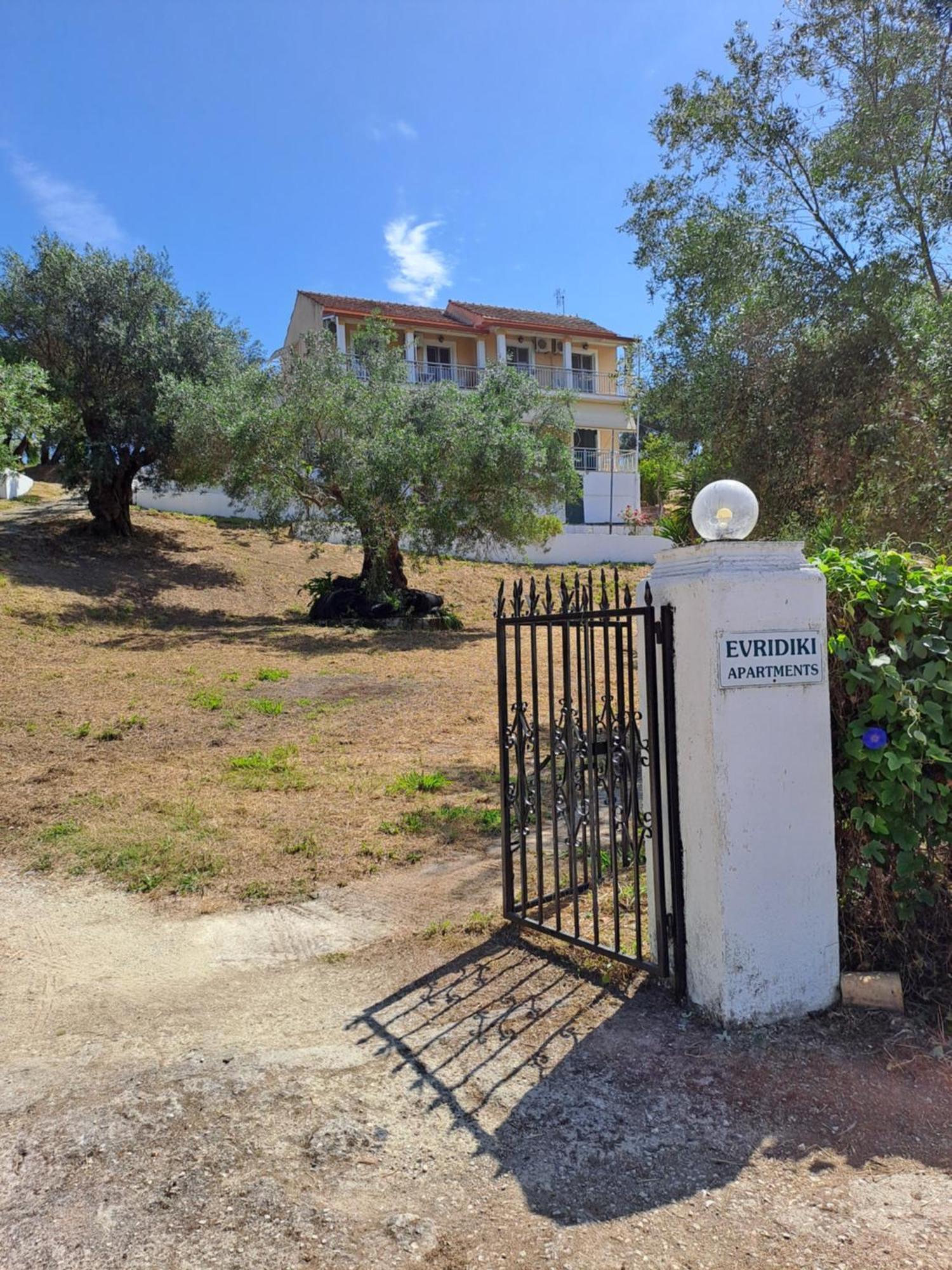 Evridiki Apartments Mesongí Eksteriør bilde